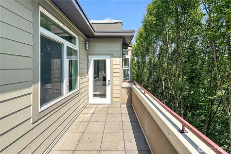 122 State Street S Kirkland WA 98033