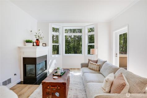 122 State Street S Kirkland WA 98033