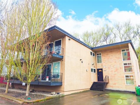 4525 S Henderson Street Seattle WA 98118