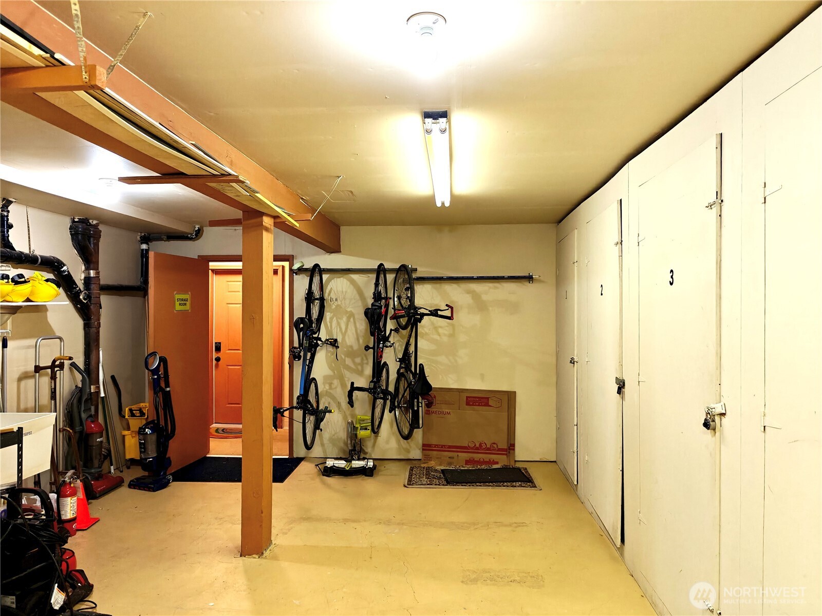 4525 S Henderson Street Seattle WA 98118