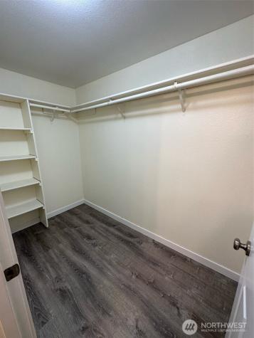 28704 18th Avenue S Federal Way WA 98003