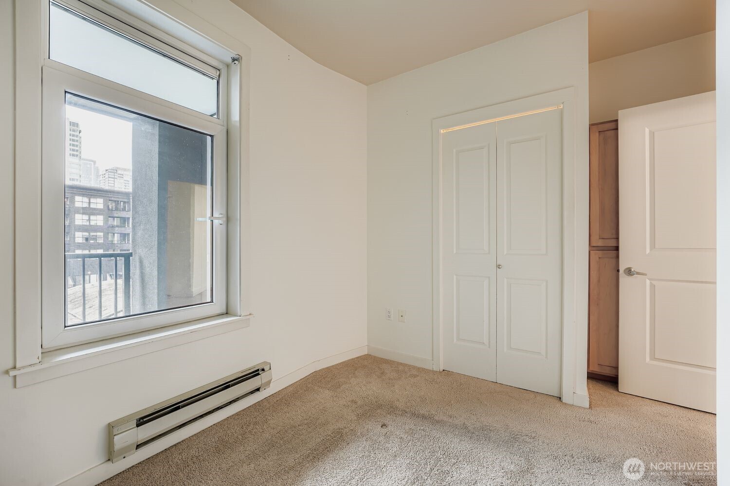 2607 Western Avenue Seattle WA 98121