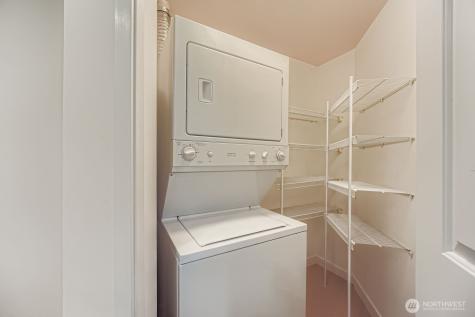2607 Western Avenue Seattle WA 98121