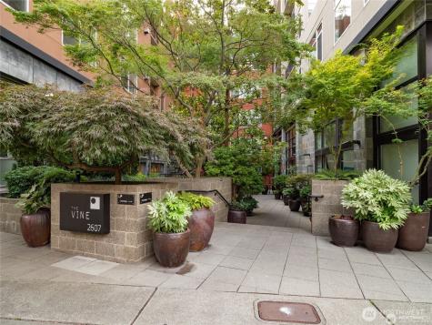 2607 Western Avenue Seattle WA 98121