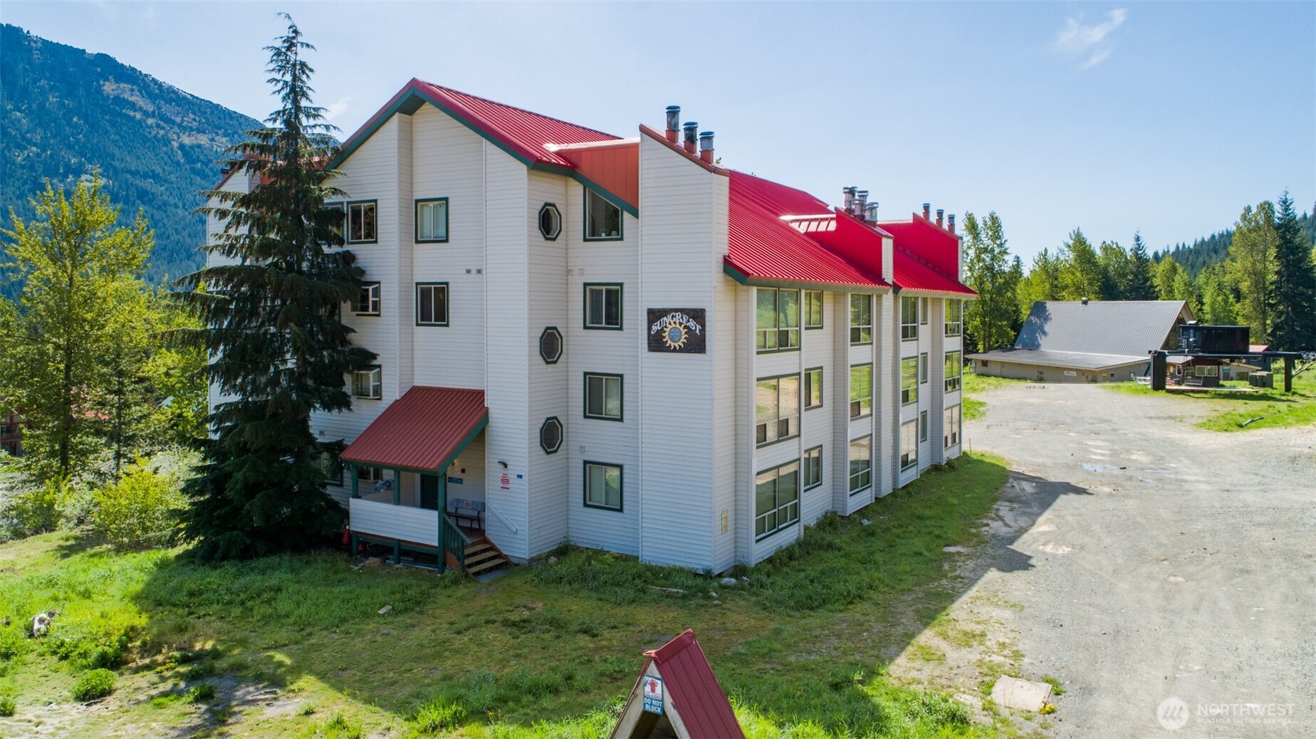 221 Hyak Drive E Snoqualmie Pass WA 98068