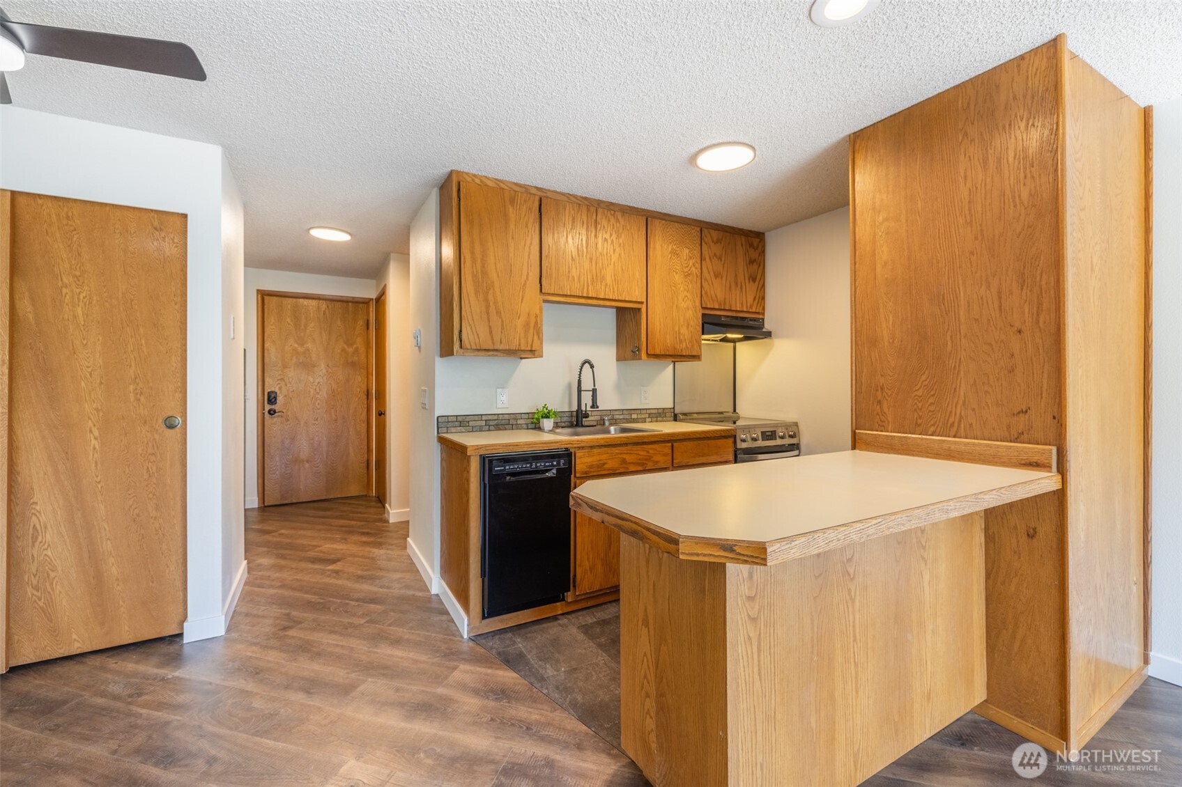 221 Hyak Drive E Snoqualmie Pass WA 98068