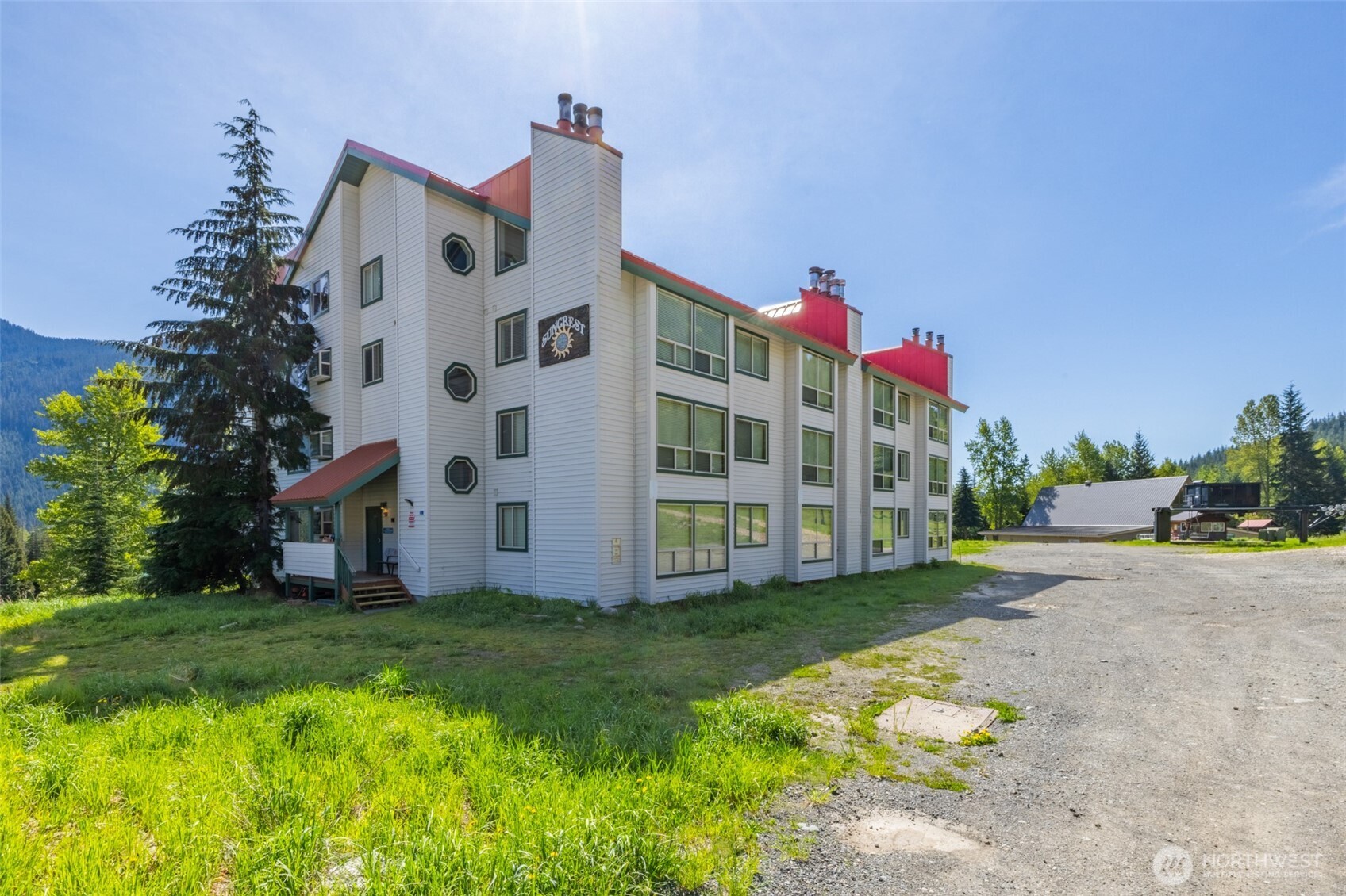 221 Hyak Drive E Snoqualmie Pass WA 98068