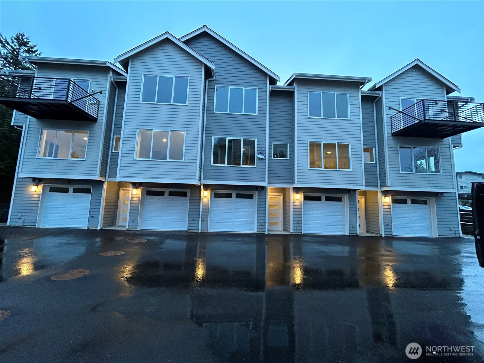 13249 Ambaum Boulevard SW Burien WA 98146