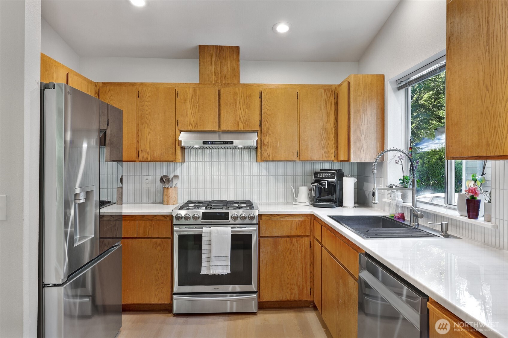 5126 S Garden Loop Road Seattle WA 98118