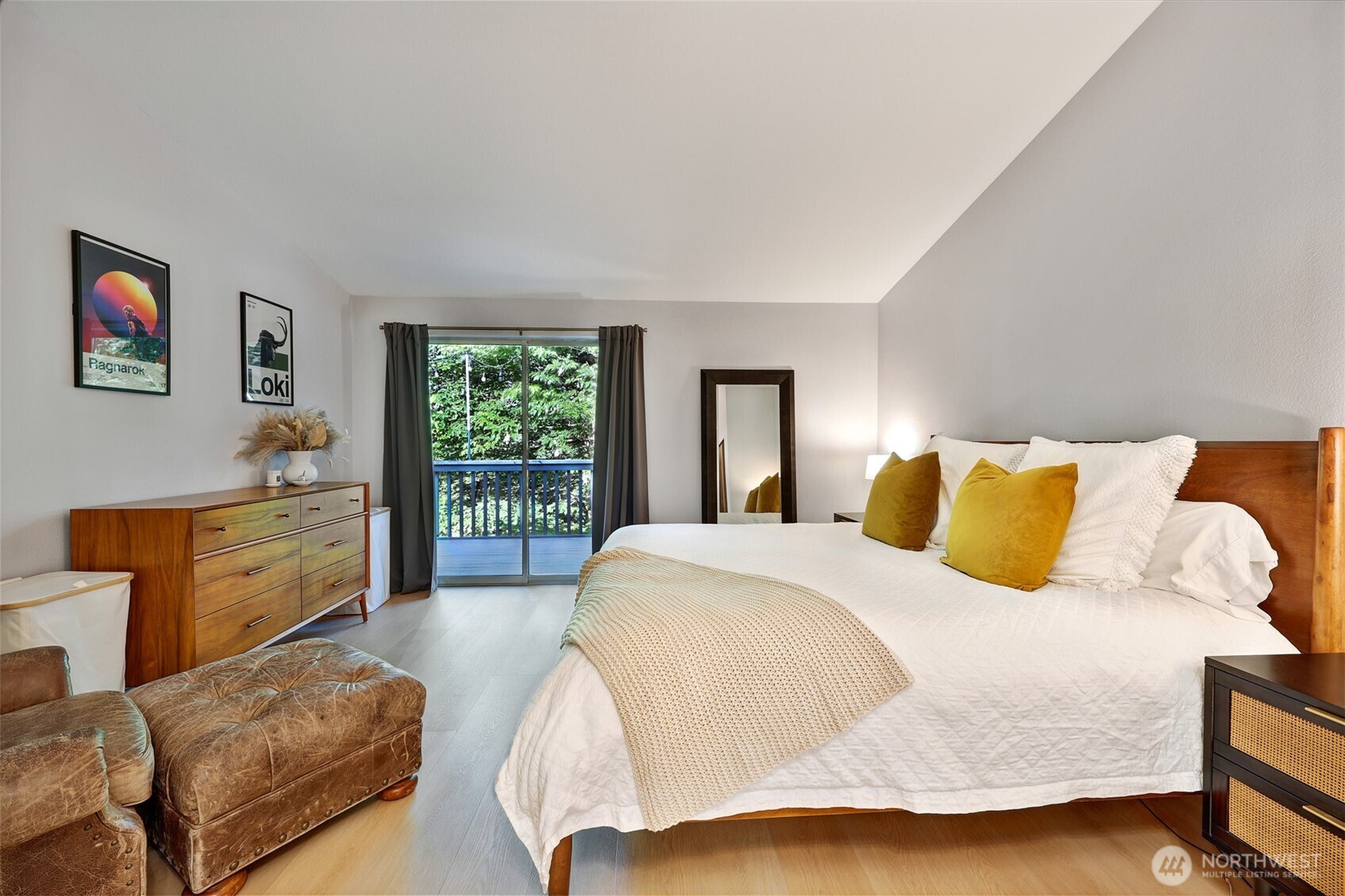 5126 S Garden Loop Road Seattle WA 98118