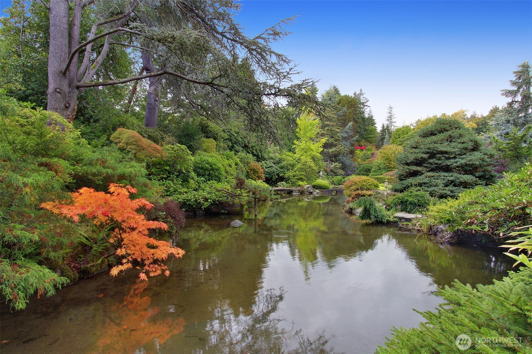 5126 S Garden Loop Road Seattle WA 98118