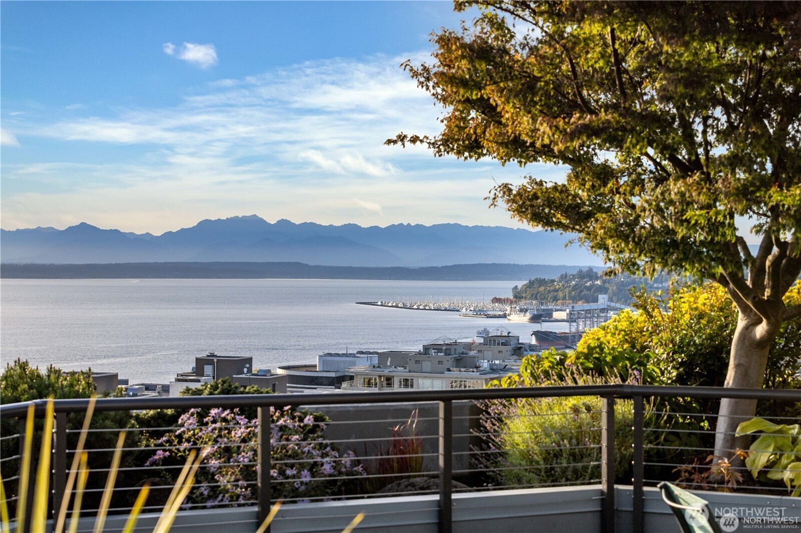 2621 2nd Avenue Seattle WA 98121