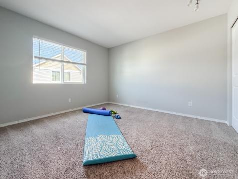6634 Francis Avenue SE Auburn WA 98092