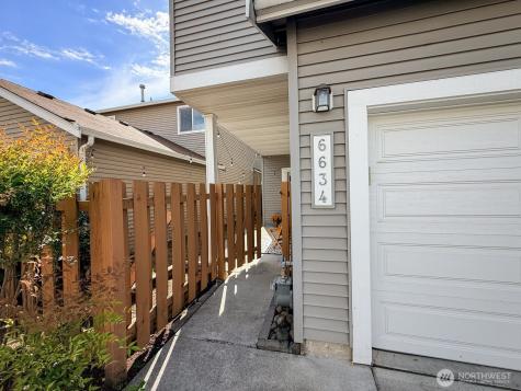 6634 Francis Avenue SE Auburn WA 98092