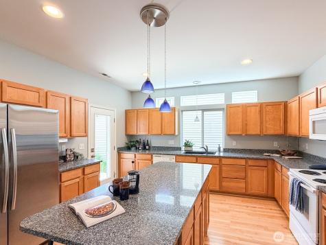 6634 Francis Avenue SE Auburn WA 98092
