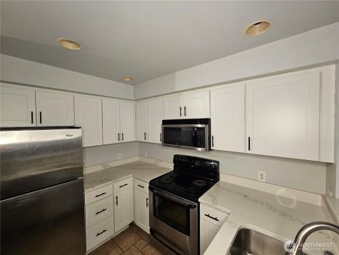 2530 15th Avenue W Seattle WA 98119