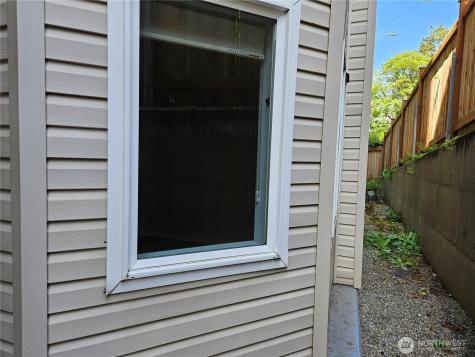 2530 15th Avenue W Seattle WA 98119