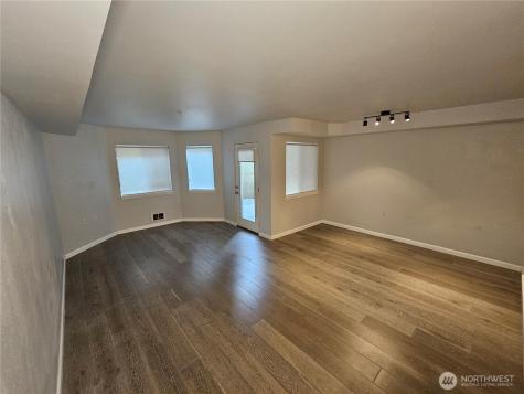 2530 15th Avenue W Seattle WA 98119