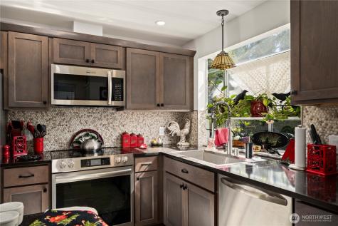 7055 81st Street SW Lakewood WA 98499