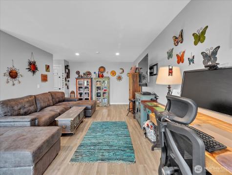 15146 65th Avenue S Tukwila WA 98188