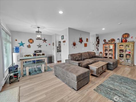 15146 65th Avenue S Tukwila WA 98188