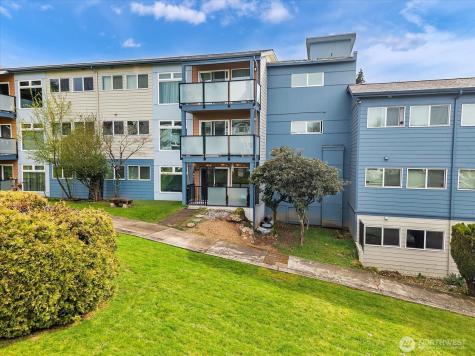 15146 65th Avenue S Tukwila WA 98188