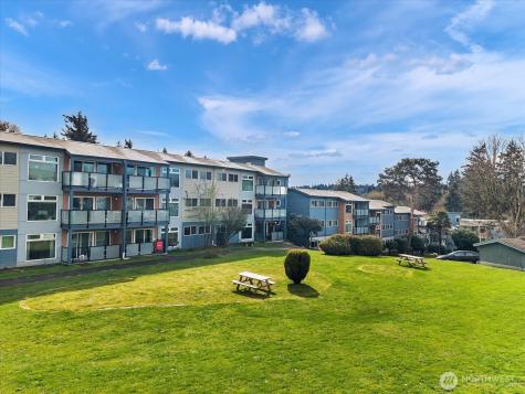 15146 65th Avenue S Tukwila WA 98188