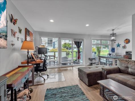 15146 65th Avenue S Tukwila WA 98188
