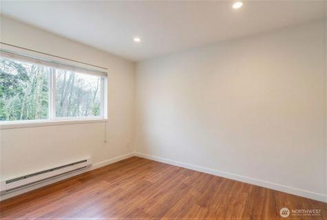 975 Aberdeen Avenue NE Renton WA 98056