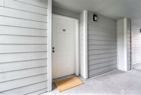 975 Aberdeen Avenue NE Renton WA 98056