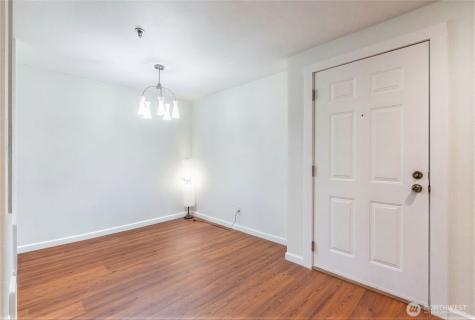 975 Aberdeen Avenue NE Renton WA 98056