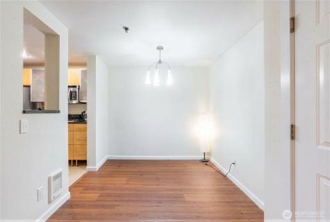 975 Aberdeen Avenue NE Renton WA 98056