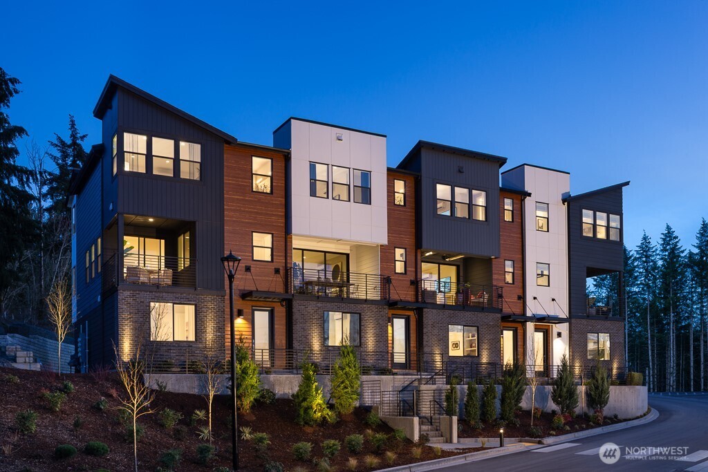 10832 120th Lane NE Kirkland WA 98033