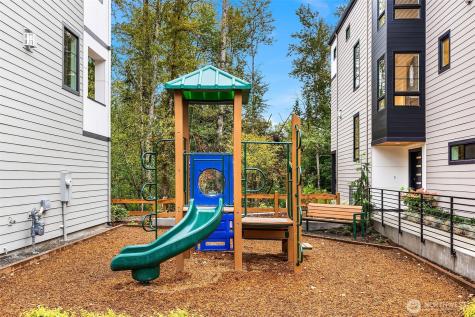 14870 NE 2nd Court Bellevue WA 98007