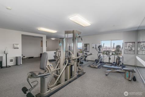 3221 SW Avalon Way Seattle WA 98126