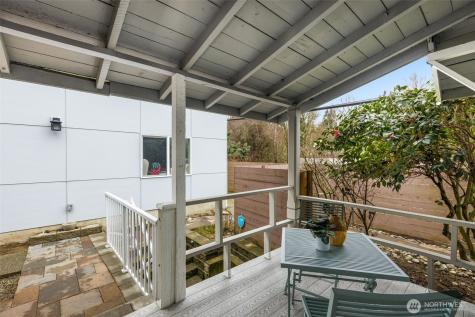 9728 23rd Avenue NE Seattle WA 98115
