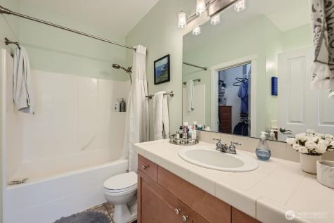 1855 Trossachs Boulevard SE Sammamish WA 98075