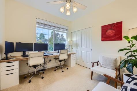 1855 Trossachs Boulevard SE Sammamish WA 98075