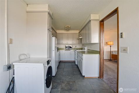 7322 19th Street W Tacoma WA 98466