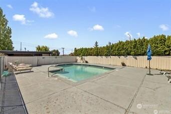 7322 19th Street W Tacoma WA 98466