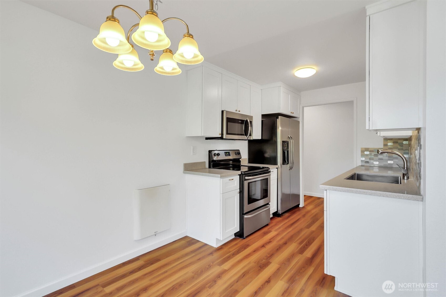 19414 Aurora Avenue N Shoreline WA 98133