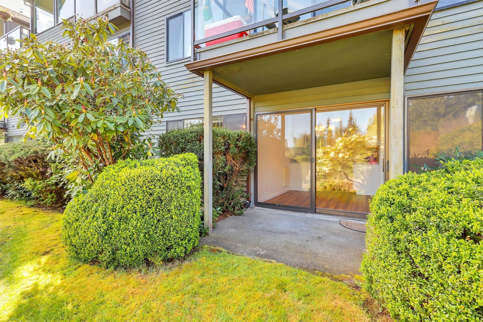 19414 Aurora Avenue N Shoreline WA 98133