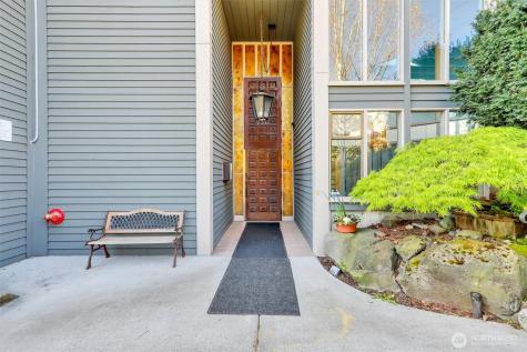 19414 Aurora Avenue N Shoreline WA 98133