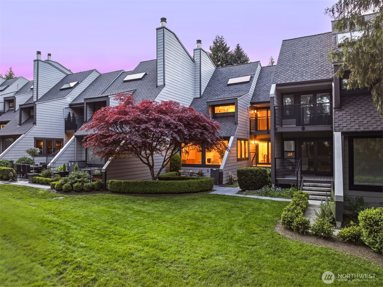 10327 NE 19th Place Bellevue WA 98004