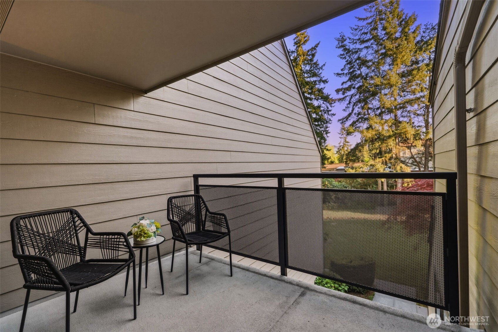 10327 NE 19th Place Bellevue WA 98004