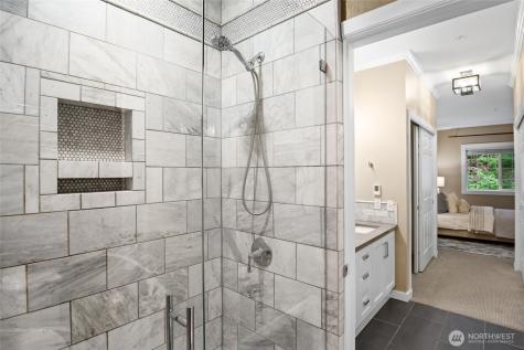 18505 SE Newport Way Issaquah WA 98027