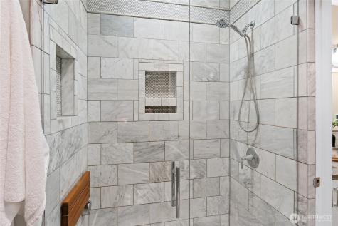 18505 SE Newport Way Issaquah WA 98027