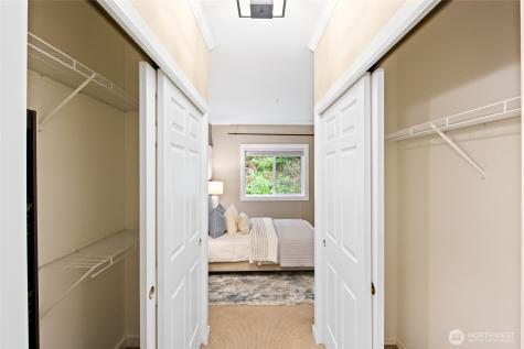 18505 SE Newport Way Issaquah WA 98027
