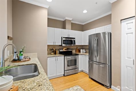 18505 SE Newport Way Issaquah WA 98027