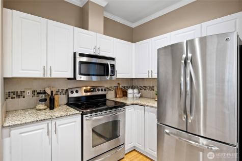 18505 SE Newport Way Issaquah WA 98027
